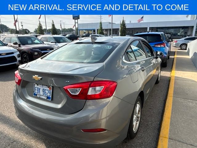 Certified 2017 Chevrolet Cruze LT w/ Convenience Package FWD image 7