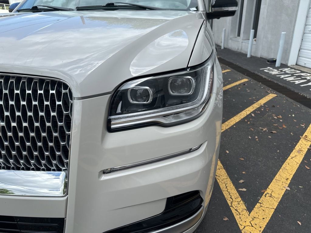 Used 2024 Lincoln Navigator Reserve image 29