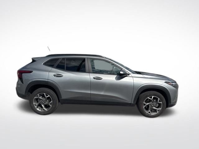 Used 2025 Chevrolet Trax LT image 6