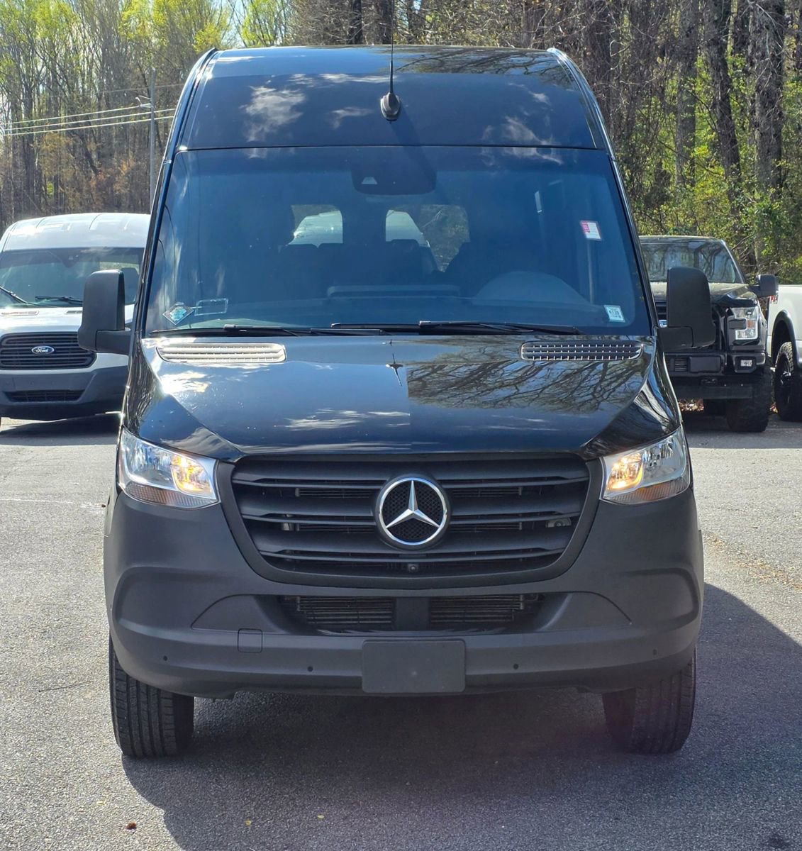 Used 2019 Mercedes-Benz Sprinter 2500 image 9