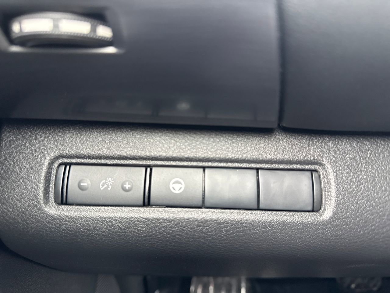 Used 2024 Nissan Pathfinder Rock Creek image 30