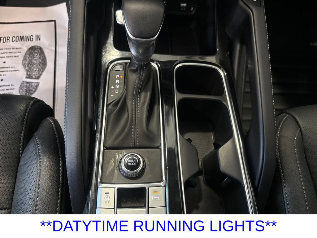Used 2024 Kia Telluride SX w/ Towing Package FWD image 19