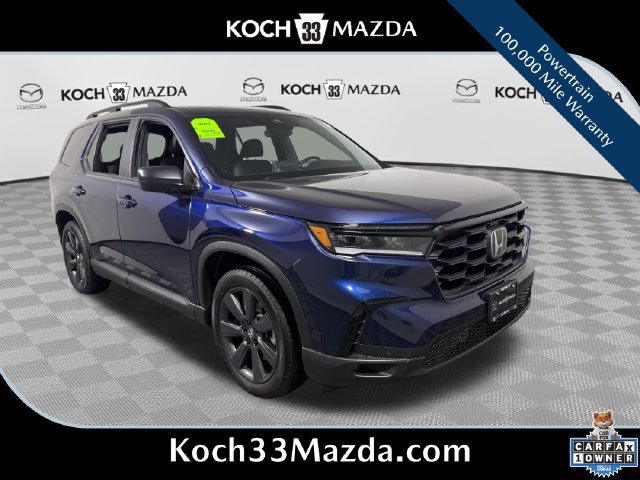 Used 2025 Honda Pilot Sport image 1