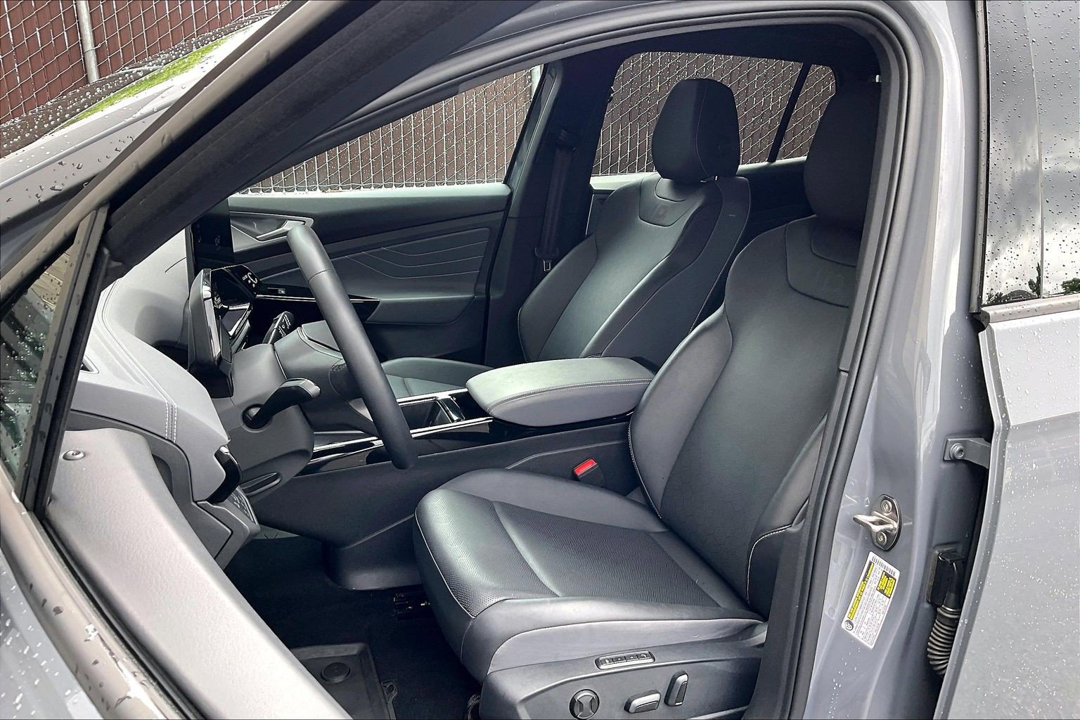 Certified 2023 Volkswagen ID.4 Pro S image 23