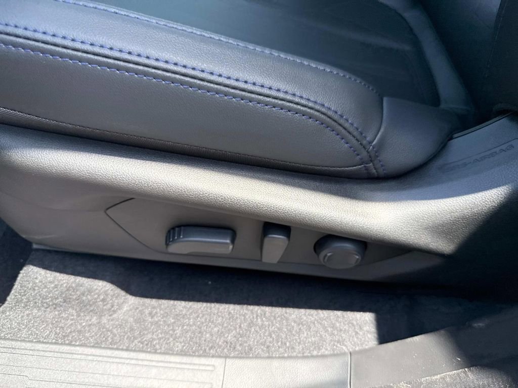 New 2025 Subaru Forester Limited w/ Popular Package image 21