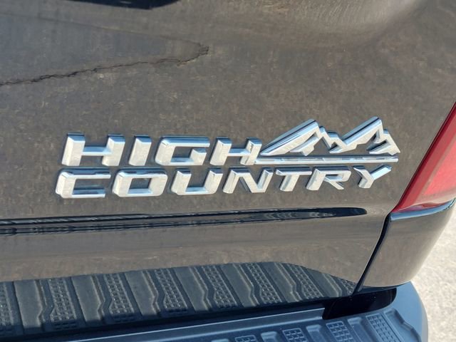 Used 2024 Chevrolet Silverado 2500 High Country w/ High Country Premium Package AWD/4WD image 47
