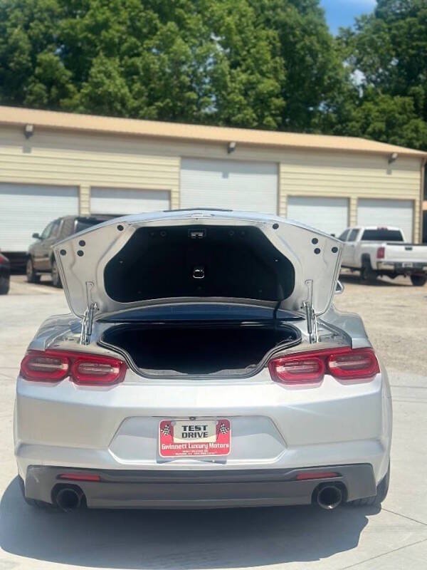 Used 2019 Chevrolet Camaro LT RWD image 6