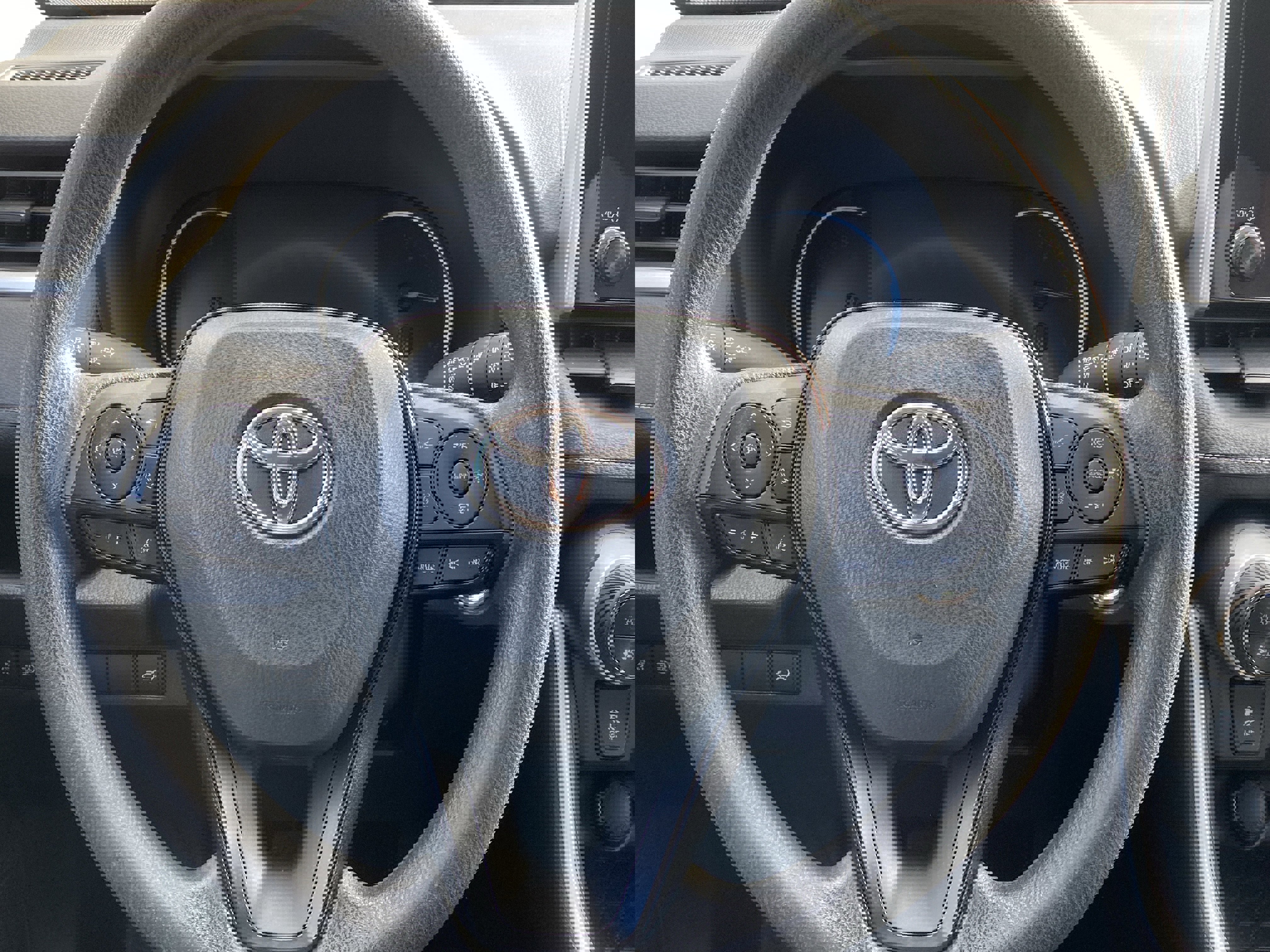 Used 2023 Toyota RAV4 XLE w/ Convenience Package image 14