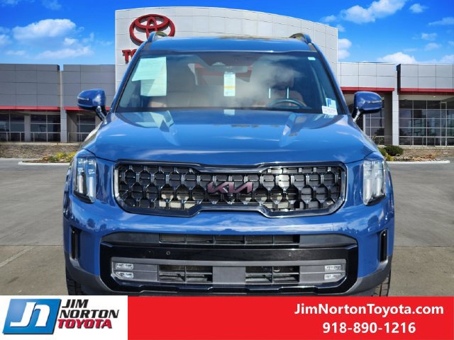 Used 2025 Kia Telluride SX Prestige X-Pro AWD/4WD image 2