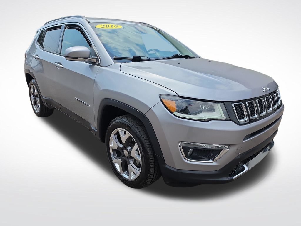 Used 2018 Jeep Compass Limited w/ Navigation Group AWD/4WD image 7