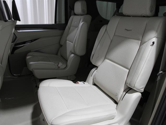 New 2025 Cadillac Escalade ESV Premium Luxury Platinum w/ LPO, Floor Liner Package image 21
