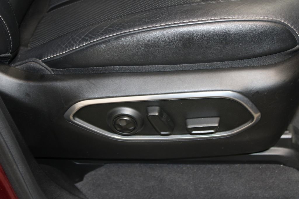 Used 2024 Jeep Wagoneer Series III AWD/4WD image 27