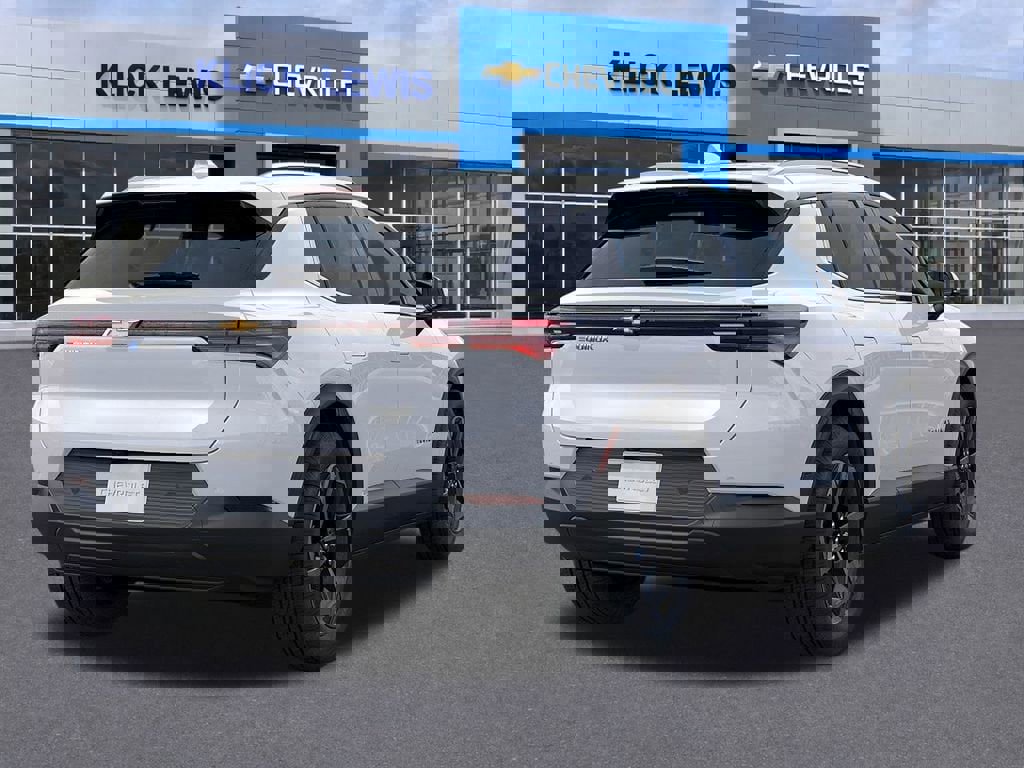 New 2026 Chevrolet Equinox EV LT image 4