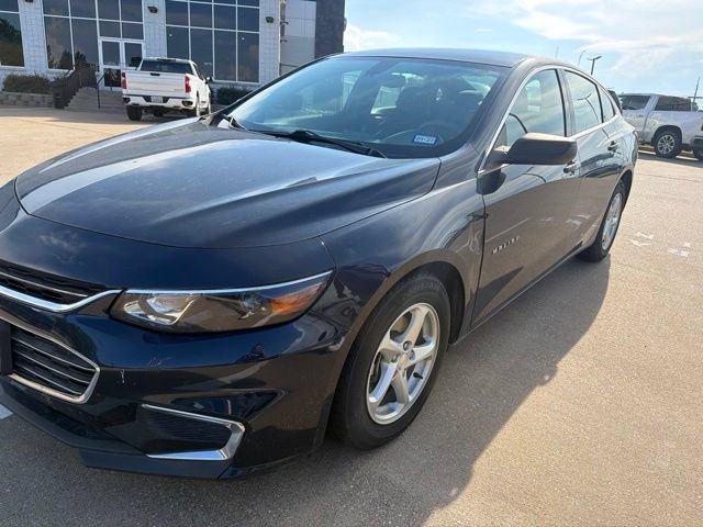 Used 2018 Chevrolet Malibu LS FWD image 3
