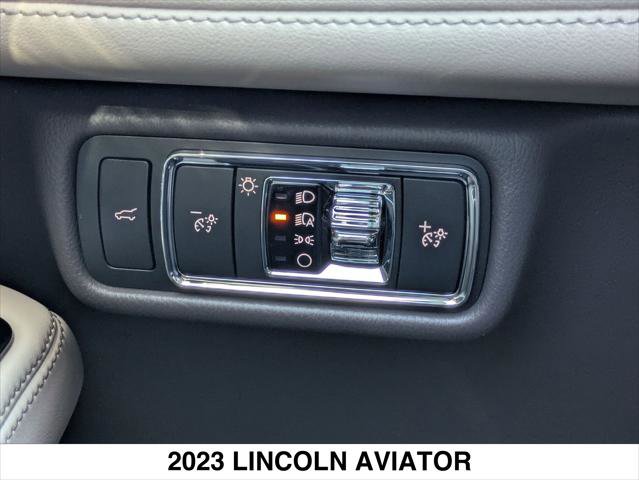Certified 2023 Lincoln Aviator AWD w/ Class IV Trailer Tow Package image 19