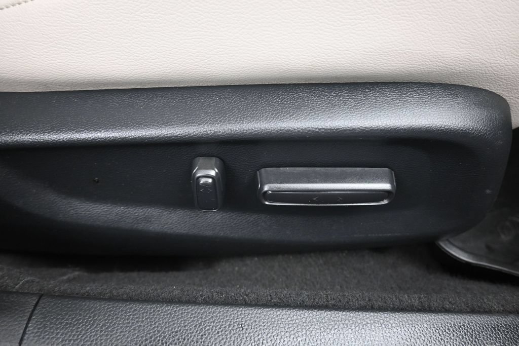 Used 2018 Honda Accord Touring image 46