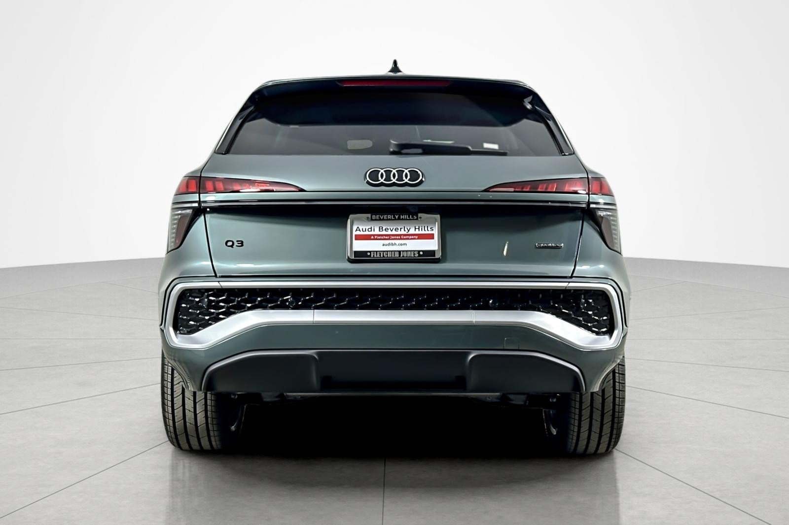 New 2026 Audi Q3 quattro 2.0T AWD/4WD image 5