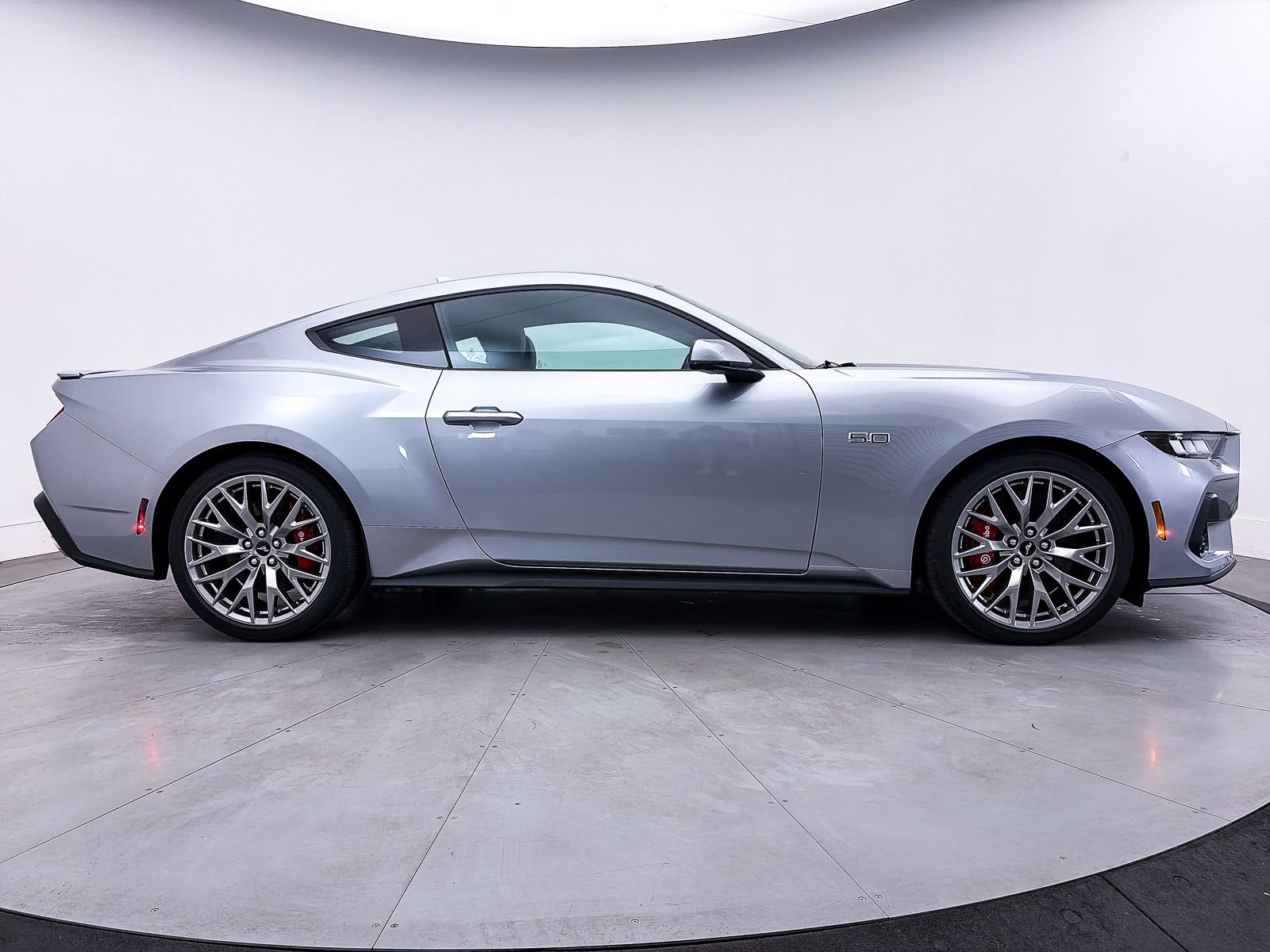 Used 2024 Ford Mustang GT Premium image 41