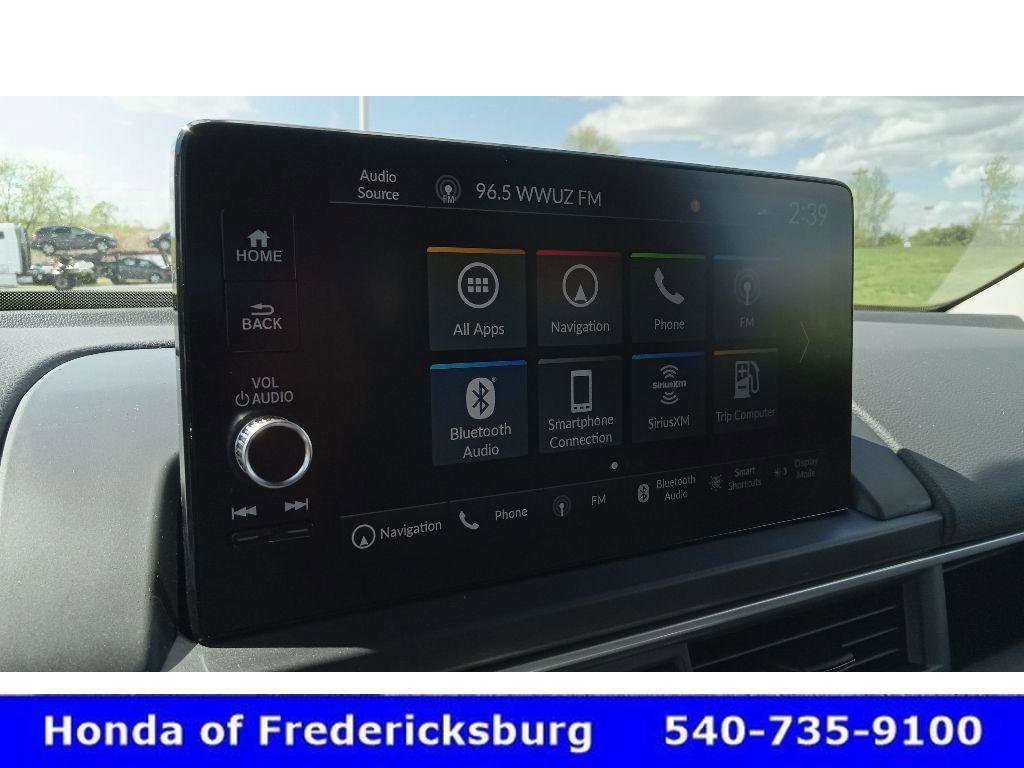 Certified 2025 Honda Pilot Touring image 17