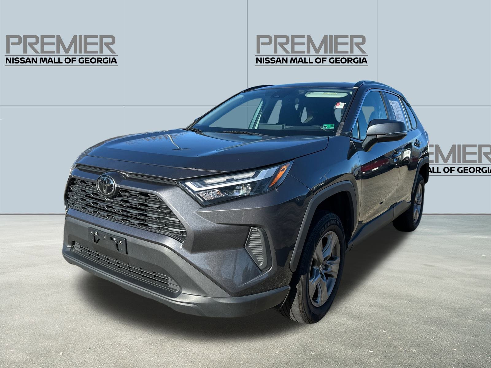 Used 2023 Toyota RAV4 XLE video 1