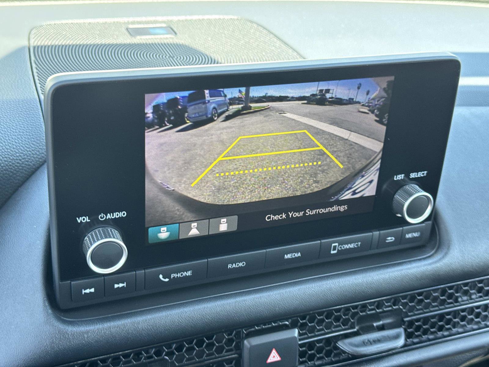 Used 2023 Honda HR-V LX image 17