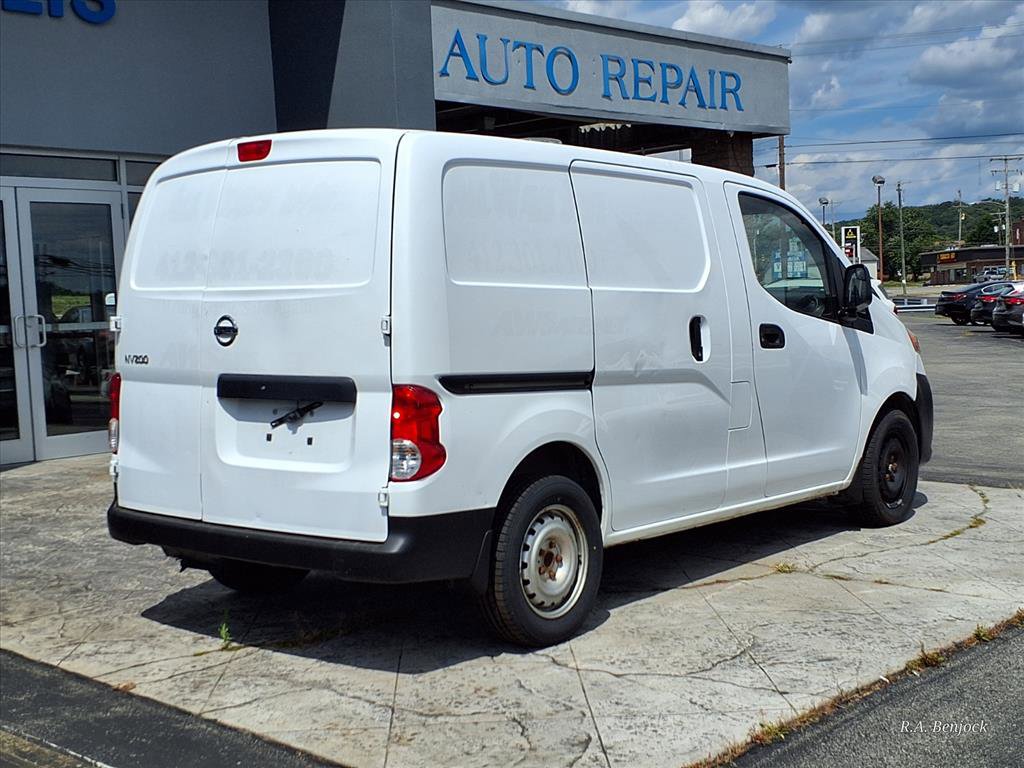 Used 2017 Nissan NV200 S FWD image 3