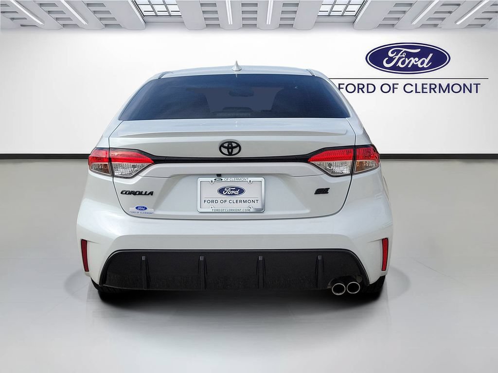 Used 2023 Toyota Corolla SE FWD image 4