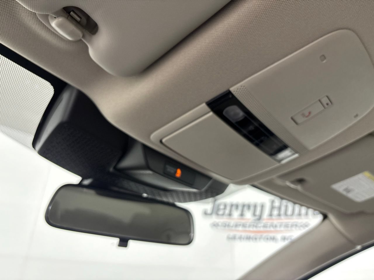 Used 2023 Nissan Ariya FWD image 17