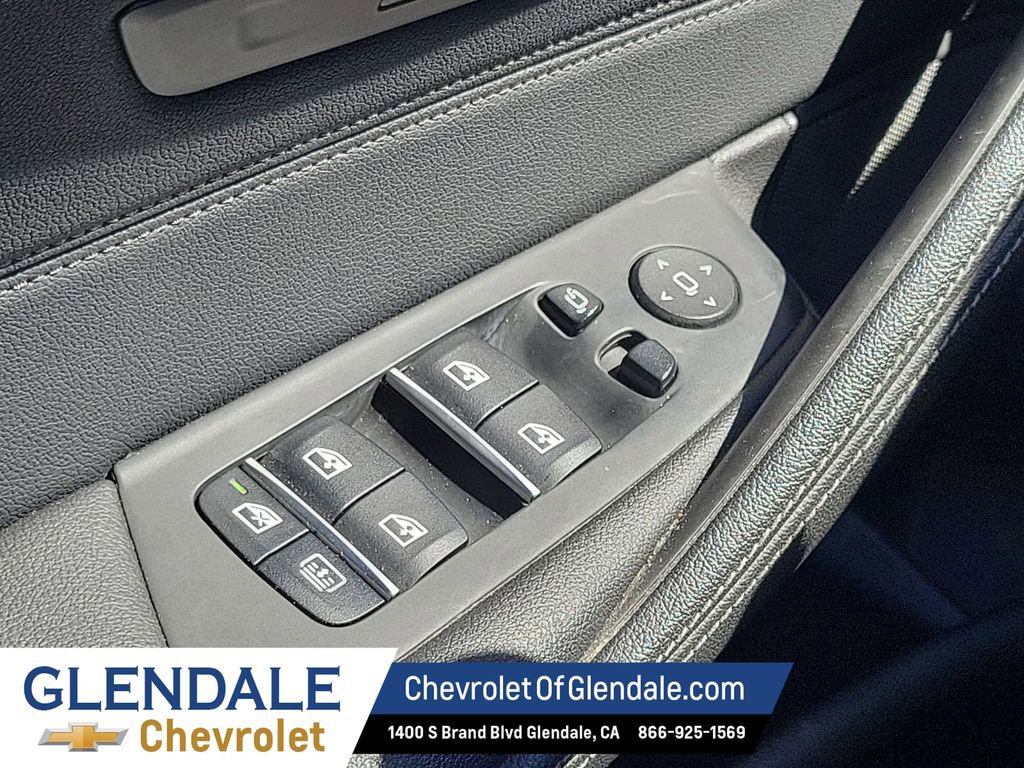 Used 2022 BMW 540i w/ M Sport Package image 32