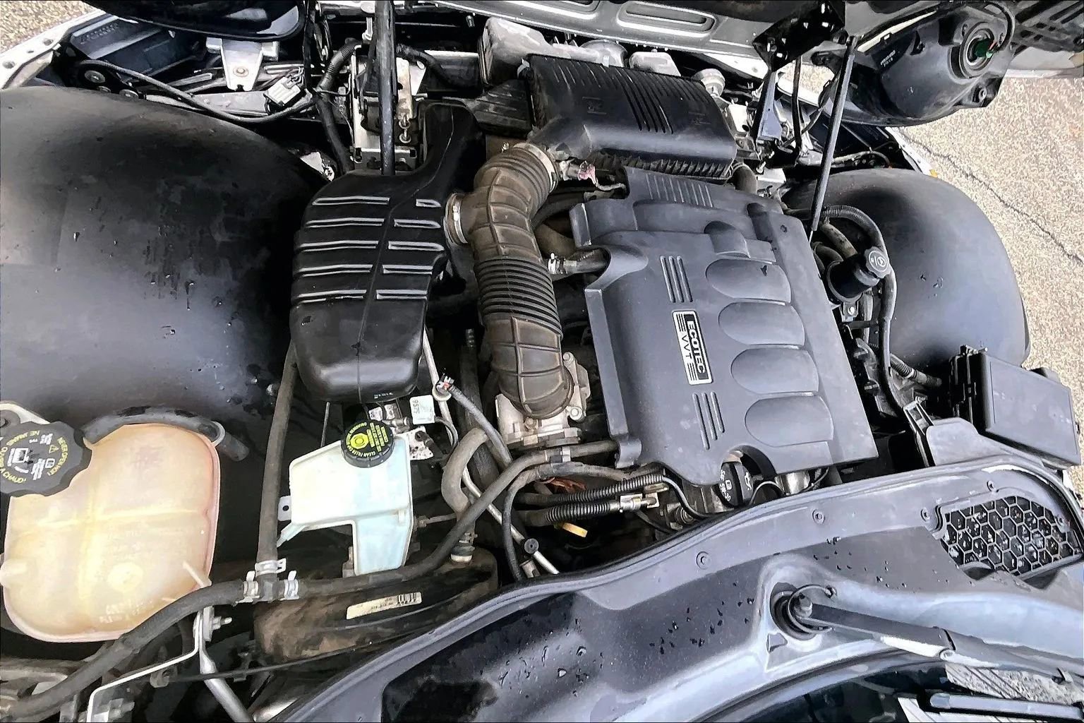 Used 2008 Pontiac Solstice Convertible w/ Premium Package image 9