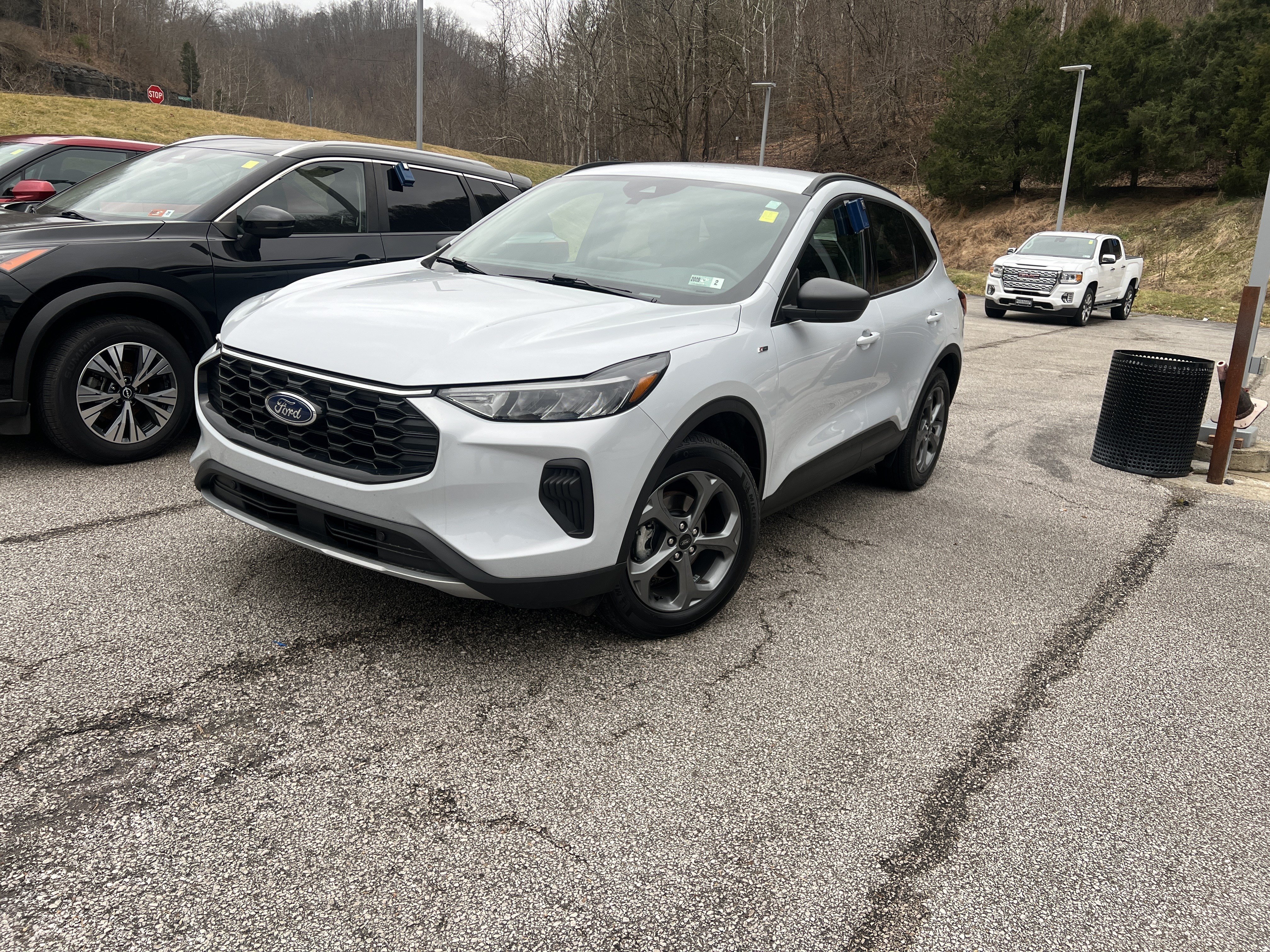 Used 2025 Ford Escape ST-Line w/ Tech Pack #1 AWD/4WD image 6