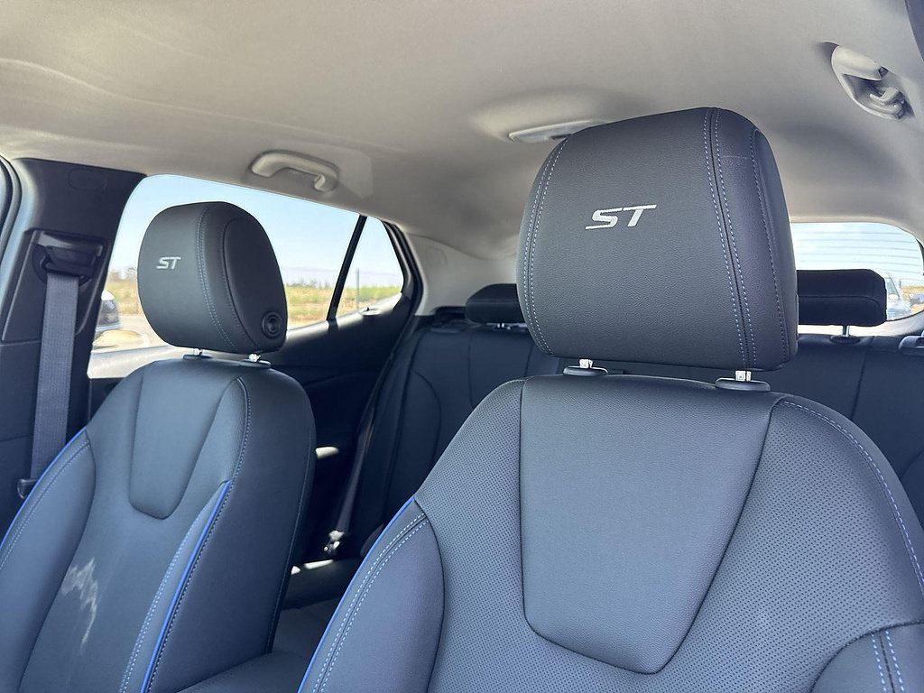 New 2026 Buick Encore GX Sport Touring w/ Advanced Technology Package FWD image 22