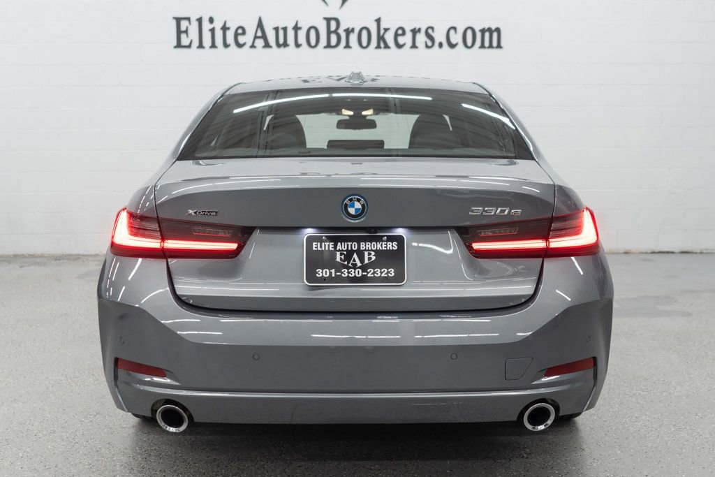 Used 2024 BMW 330e xDrive image 4