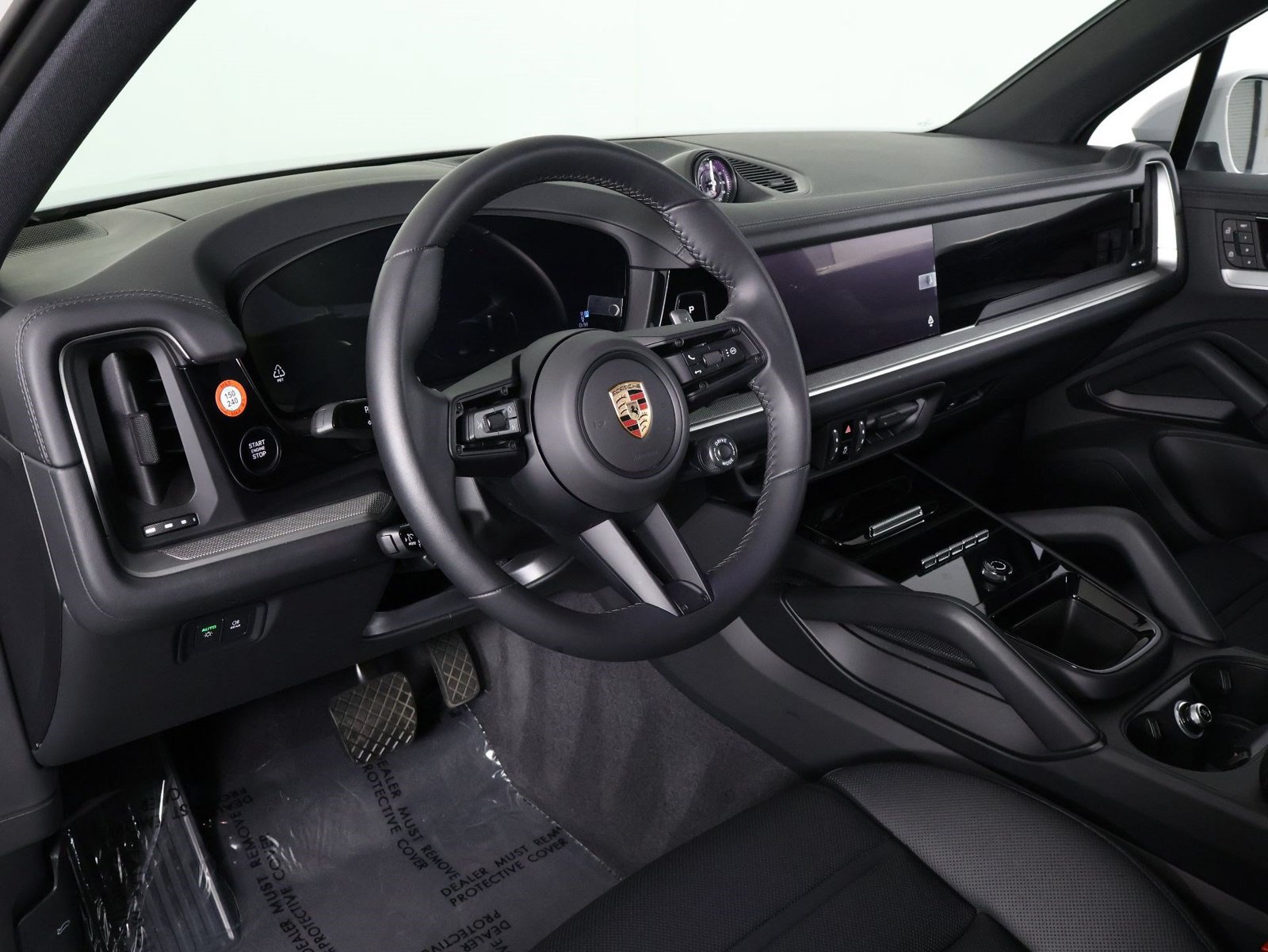 Certified 2026 Porsche Cayenne E-Hybrid AWD/4WD image 4