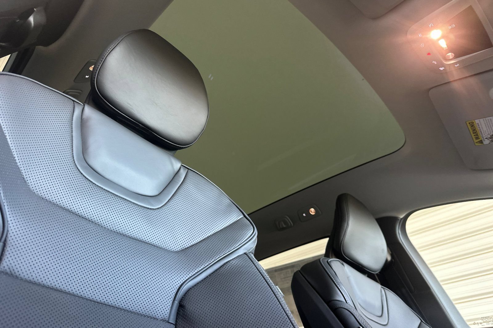 New 2026 Volvo EX90 Ultra AWD/4WD image 17