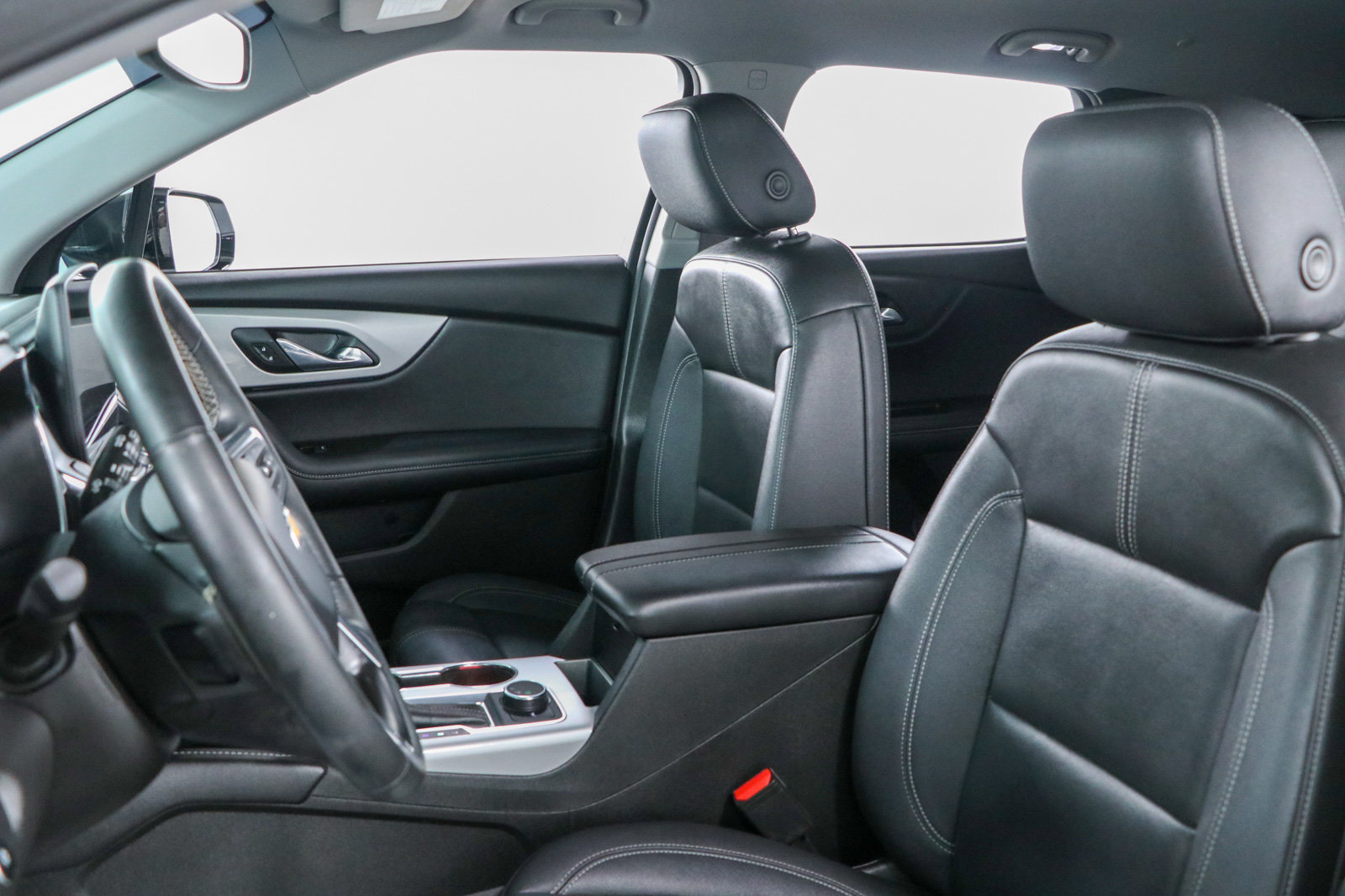 Used 2023 Chevrolet Blazer LT w/ Midnight/Sport Edition FWD image 23