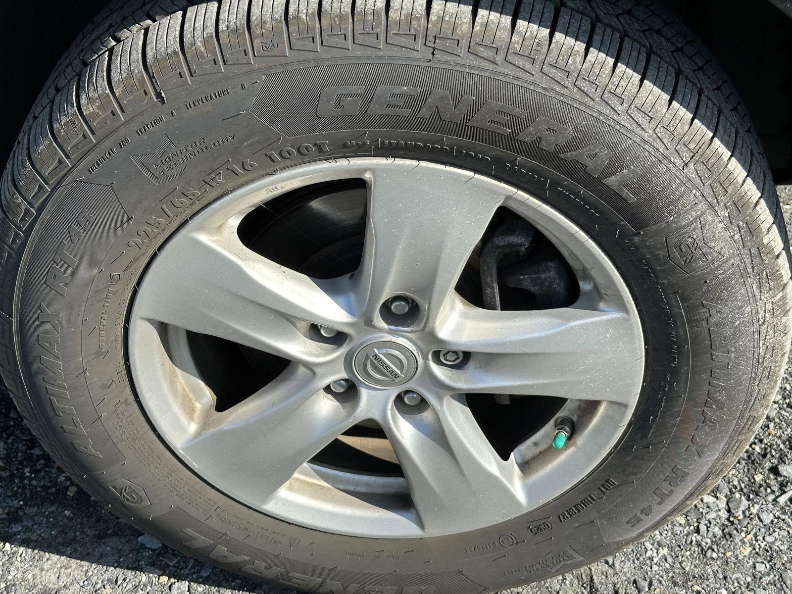 Used 2013 Nissan Quest SV w/ Leather Pkg image 10