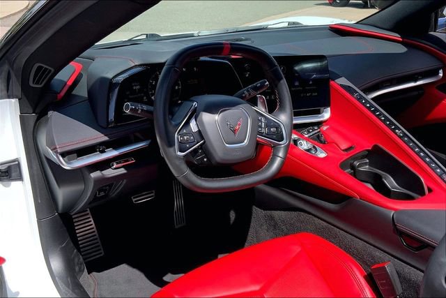 Used 2022 Chevrolet Corvette Stingray Preferred Conv w/ Z51 Performance Package RWD image 11