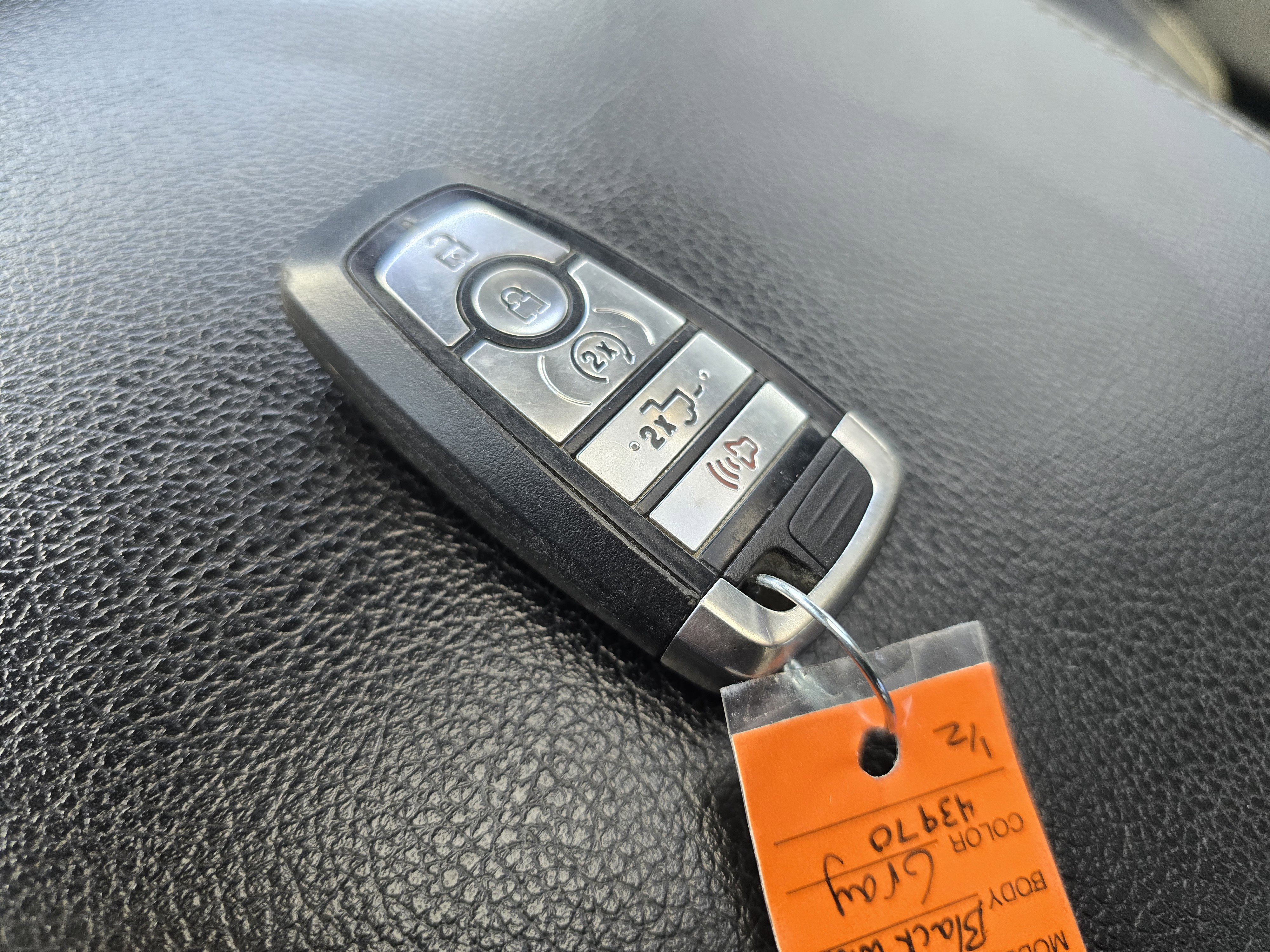 Used 2021 Ford F350 Lariat image 36