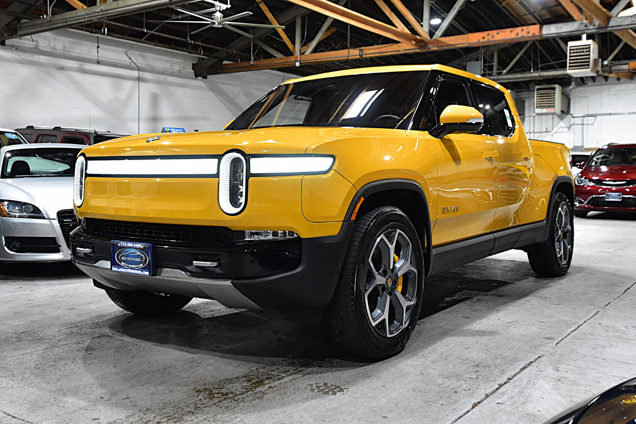 Used 2022 Rivian R1T Adventure image 6
