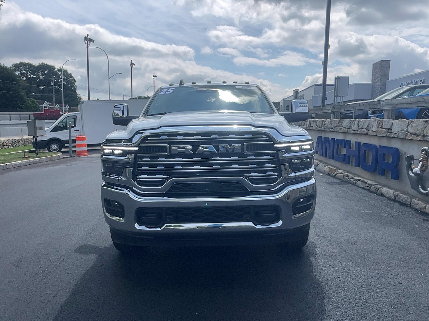 Used 2025 RAM 3500 Limited AWD/4WD image 2