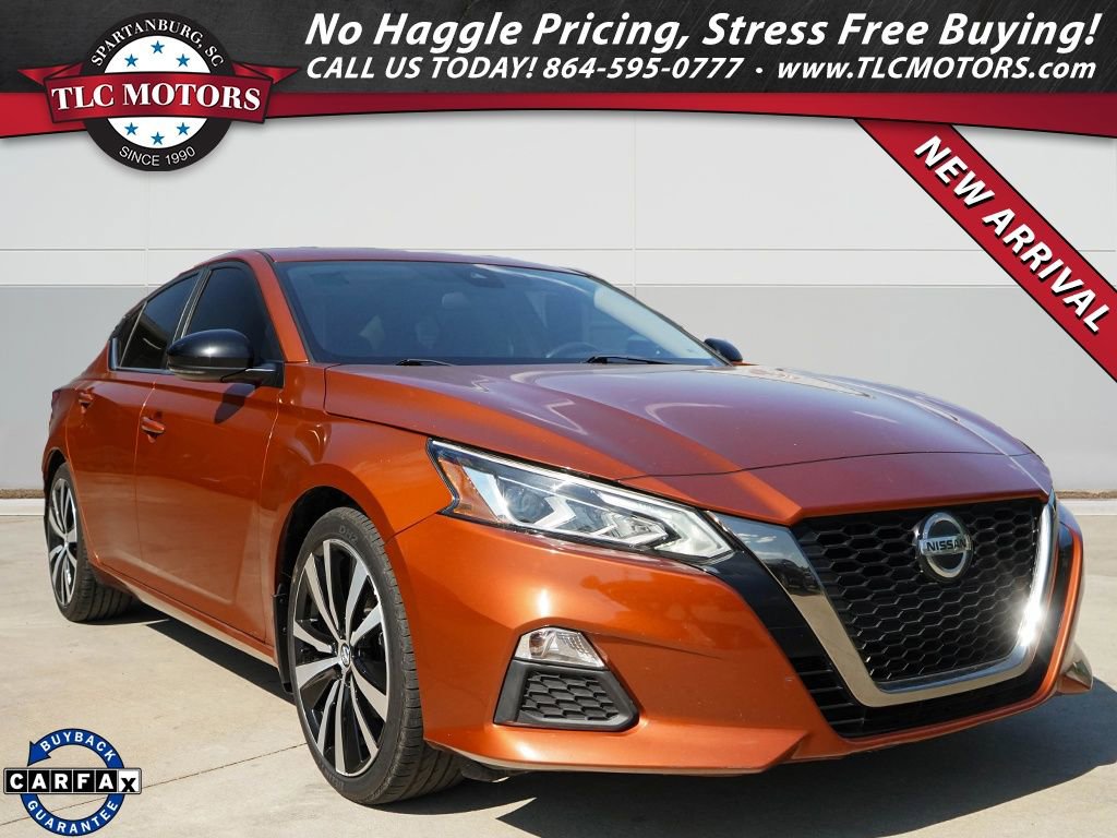 Used 2020 Nissan Altima 2.5 SR w/ Premium Package FWD image 1