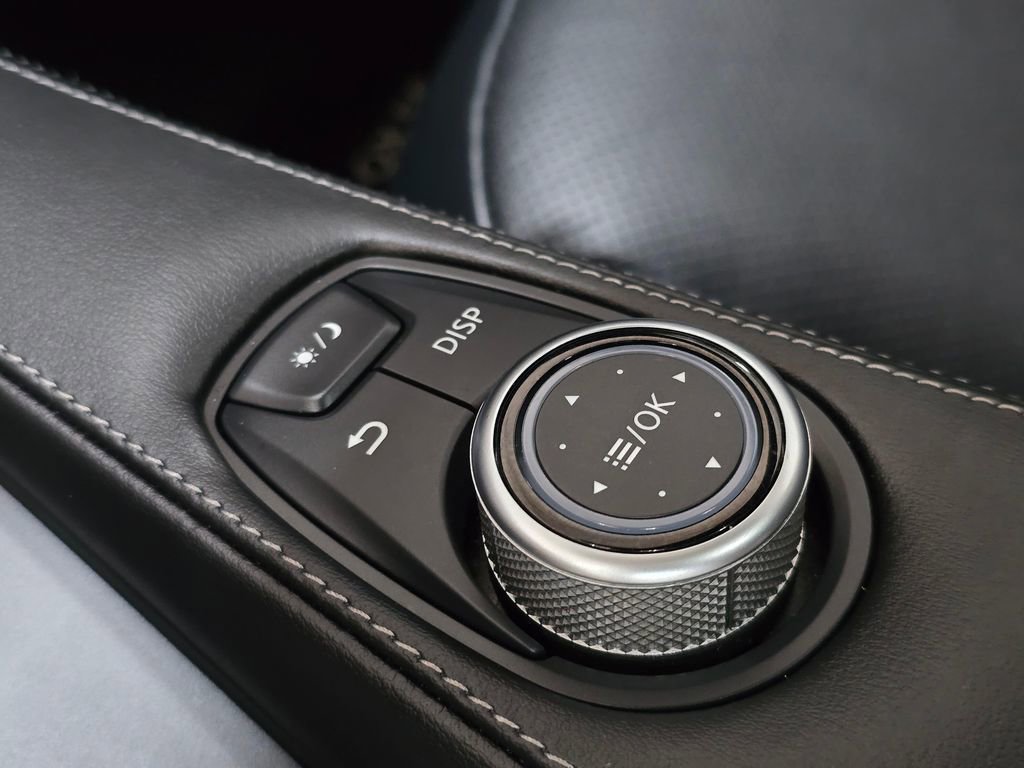 Certified 2025 INFINITI QX55 Luxe w/ Cargo Package image 16