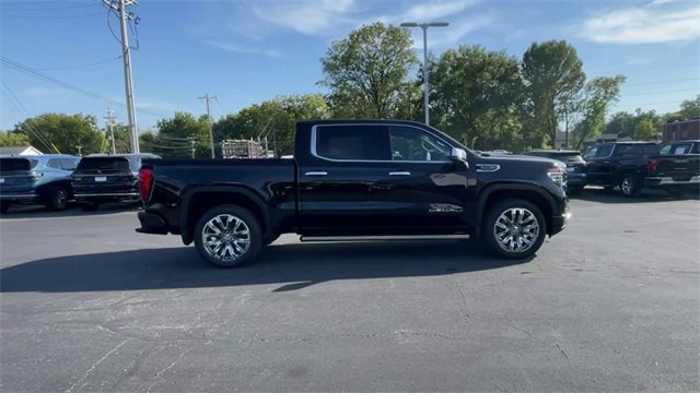 New 2026 GMC Sierra 1500 Denali image 9