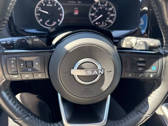 Used 2022 Nissan Pathfinder SV image 25