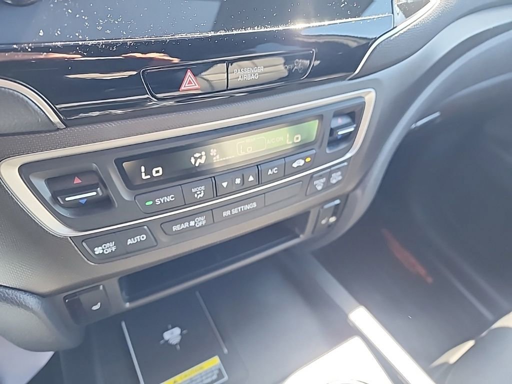 Certified 2024 Honda Passport TrailSport image 22