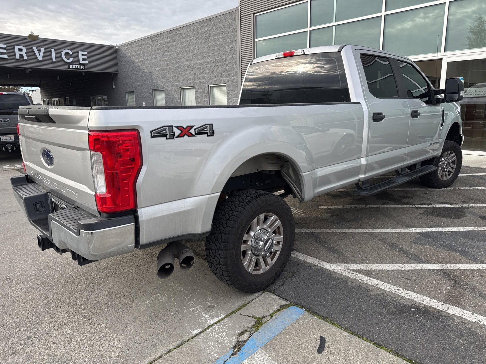 Used 2017 Ford F350 XL w/ Power Equipment Group image 6