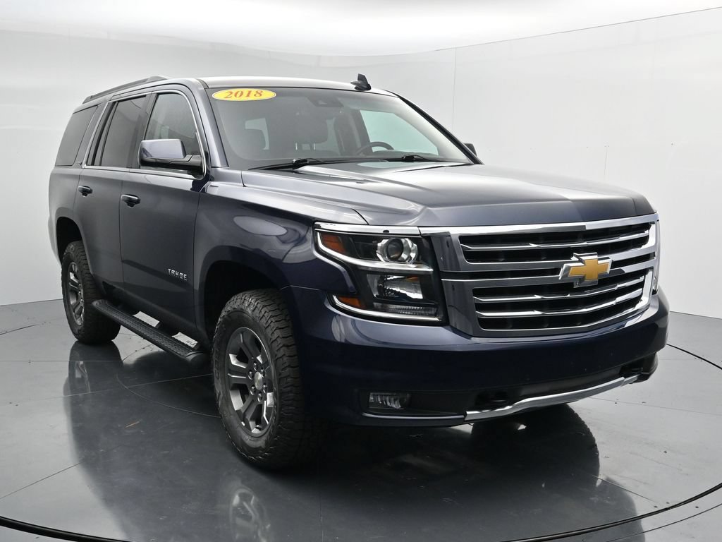 Used 2018 Chevrolet Tahoe LT w/ Luxury Package AWD/4WD image 2