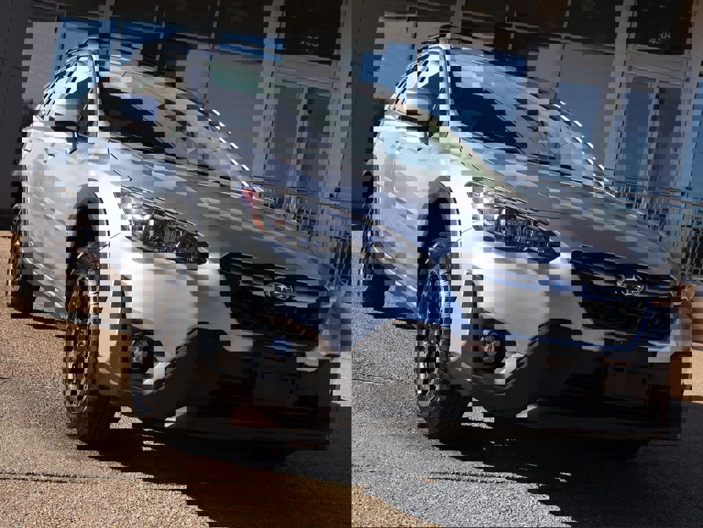 Used 2023 Subaru Crosstrek 2.0i Premium image 7