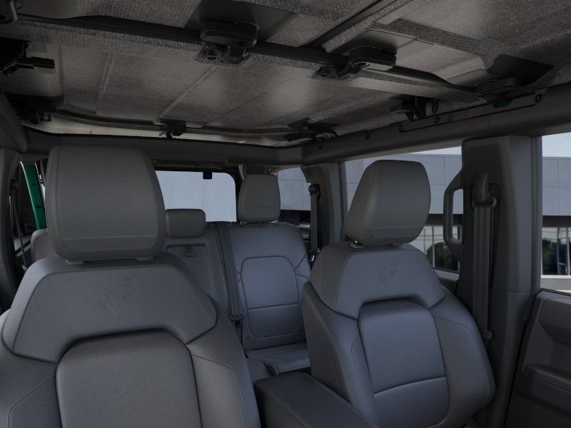 New 2025 Ford Bronco Outer Banks w/ Sasquatch Package AWD/4WD image 12